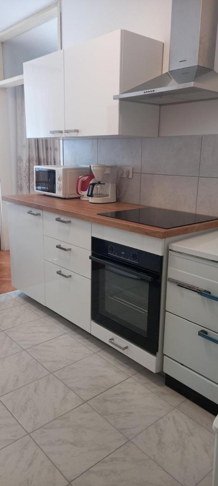 Apartment Tomislav 塞尼 外观 照片
